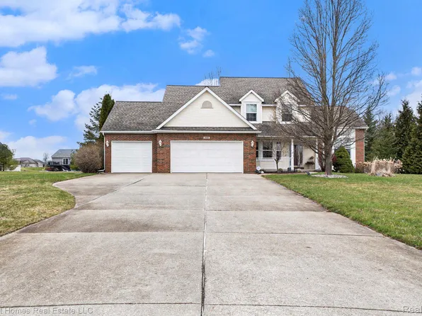 8368 Windstone Ct, Goodrich, MI 48438