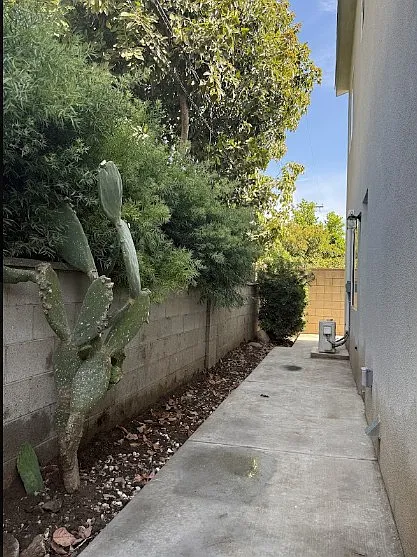 N Walnuthaven Dr — Photo 10