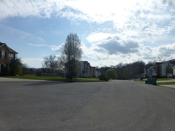 4th image of 2829 Summertime Ln
