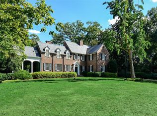 2585 Woodward Way NW, Atlanta, GA 30305