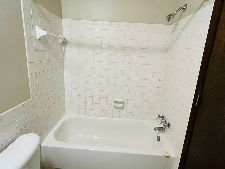 3708 West 32nd Street — Photo 10
