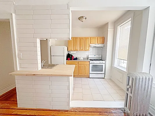 Rented by Brooklyn Property Group LLC | media 19