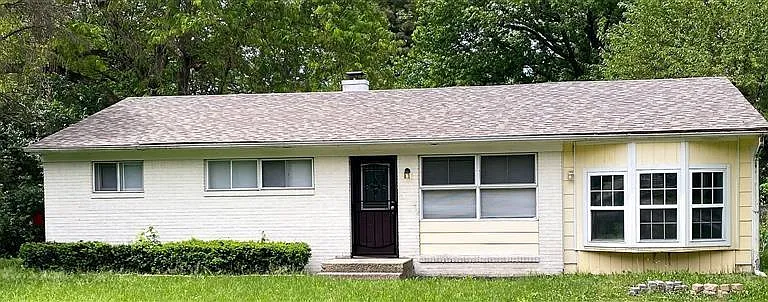 2832 Kristen Dr E — Photo 1