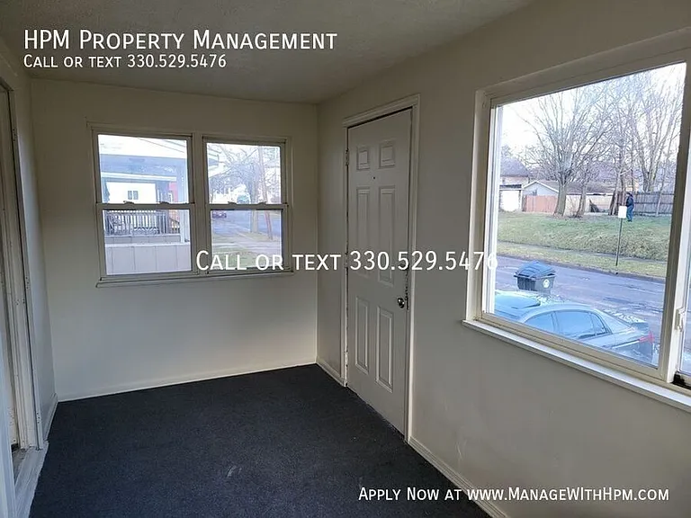 2280 26th St SW — Photo 3