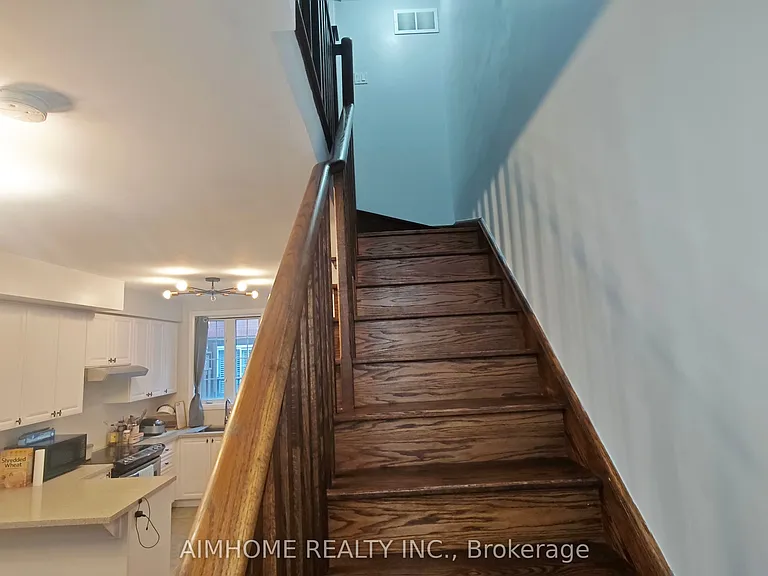 40 Raffeix Ln — Photo 3