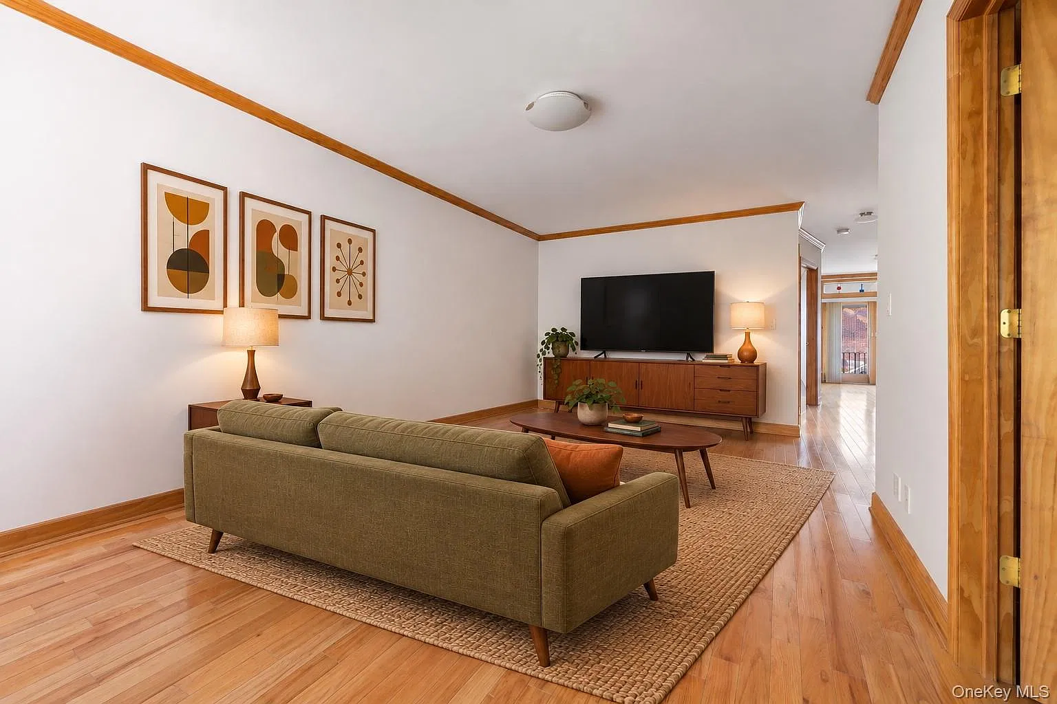 2 bed, 1.0 bath, 950 sqft, $3,000 — Photo 3