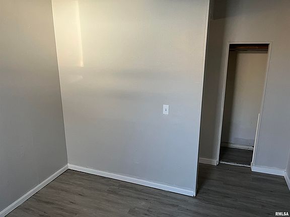 5th image of 300 Colona Ave #G