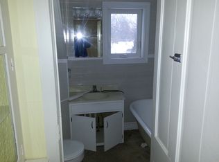 127 Schemmer St, Burlington, WI 53105