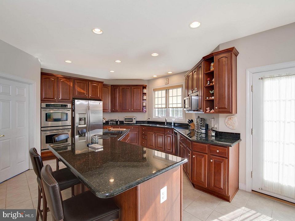 1st image of 4423 Carrico Dr
