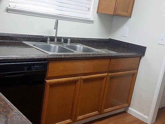 5th image of 16954 Sorrel Way
