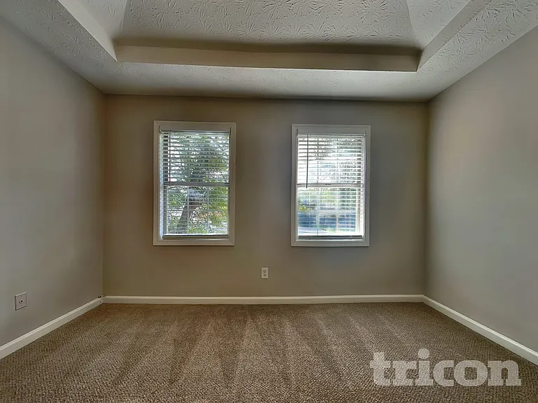 1110 Karastan Ct SW — Photo 6