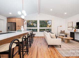 4042 Whipple Pl, Charlotte, NC 28215