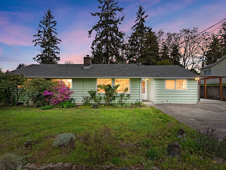 18620 Occidental Ave S — Photo 34
