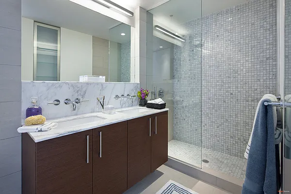 Rented by Modern Spaces | media 15