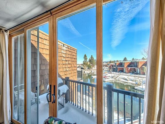 3rd image of 2071 Venice Dr #298