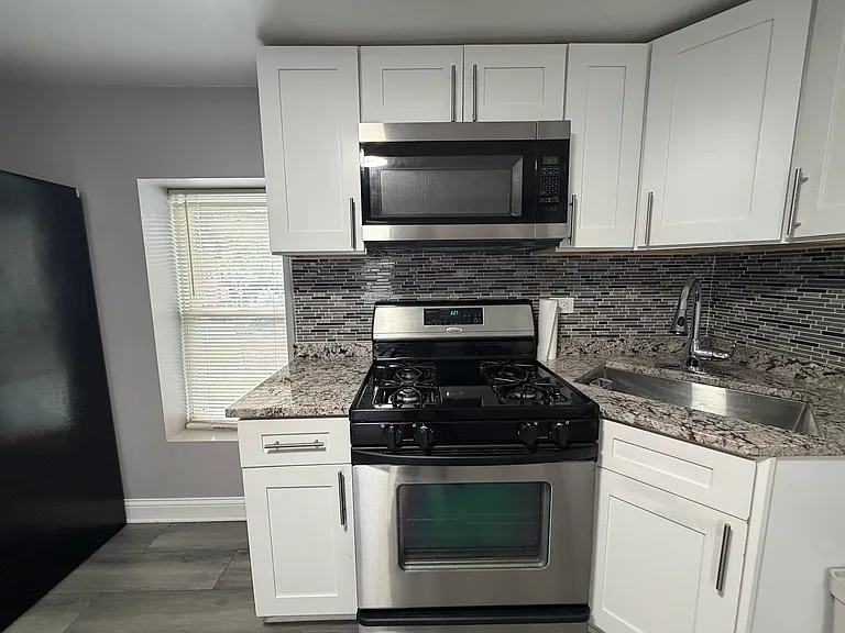 1400 N Lawndale Ave #2 — Photo 15