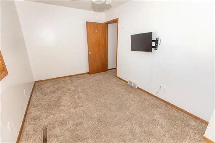3 Club House Dr — Photo 10
