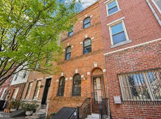 736 Carpenter St, Philadelphia, PA 19147