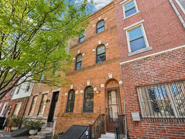 736 Carpenter St, Philadelphia, PA 19147