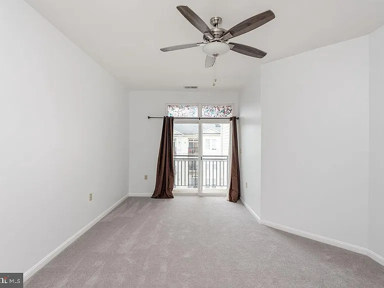 2655 Prosperity Ave #415 — Photo 33