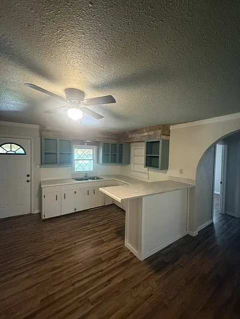 1401 East Henrietta Avenue - 1 — Photo 3