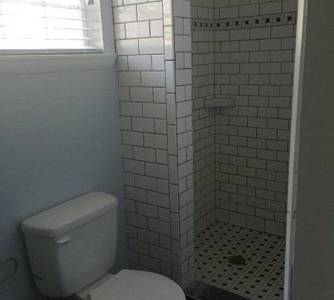 3rd image of 633 Canterbury Dr