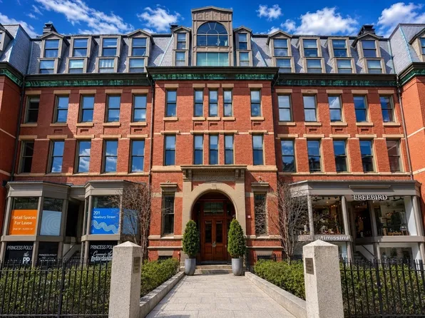 201 Newbury St APT 203, Boston, MA 02116