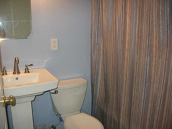 5th image of 6021 Imperial Hills Dr