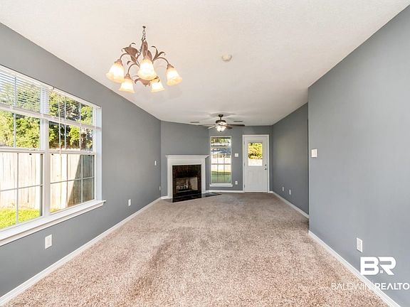 4th image of 8710 Londonderry Ct