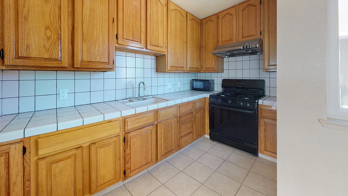 Private Room in Lovely Sunset Townhome Near Golden Gate Park — Photo 3