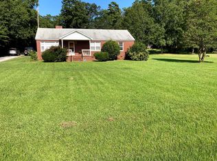 111 Snyder Rd, Greenwood, SC 29646