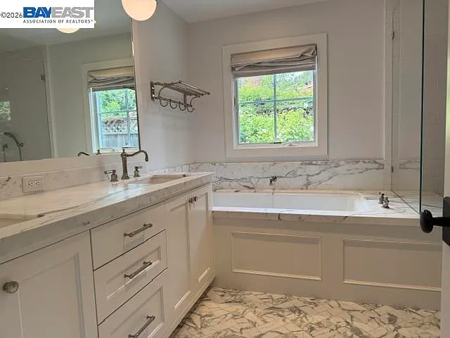 361 Claire Pl — Photo 12