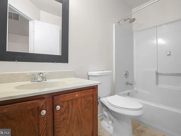 502 Wind Ridge Dr — Photo 18