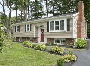 36 Mayflower St, Kingston, MA 02364