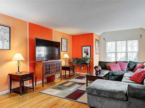 3rd image of 235 Linden Ave