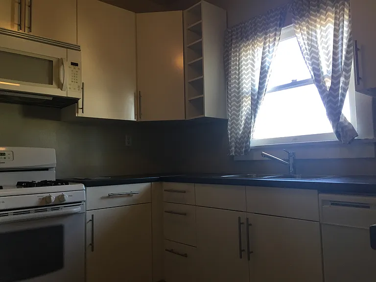 722 W Lynwood St — Photo 33