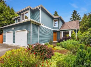 18610 105th Ave NE, Bothell, WA 98011