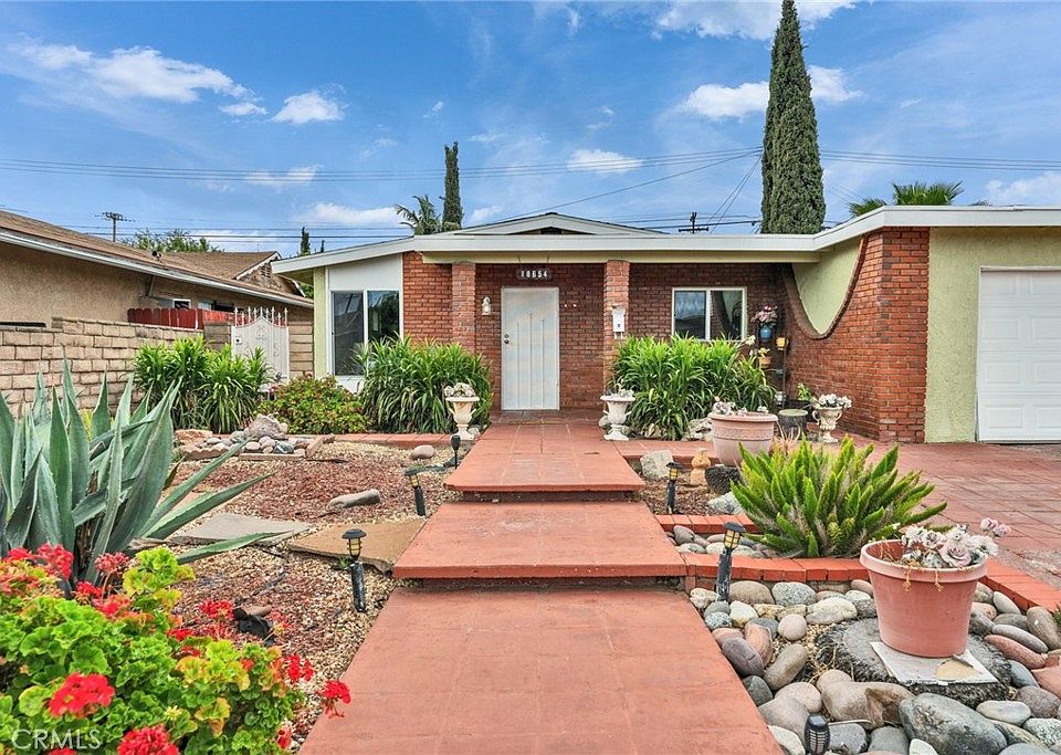 1st image of 18654 Del Bonita St