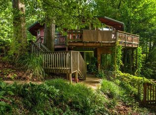 108 Never Blue Rd, Flat Rock, NC 28731