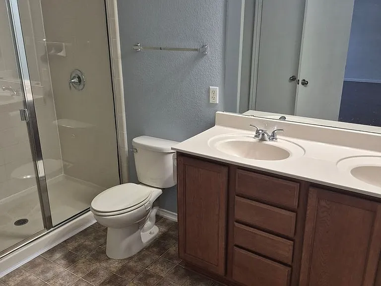 8917 Lonesome Oak Dr — Photo 10
