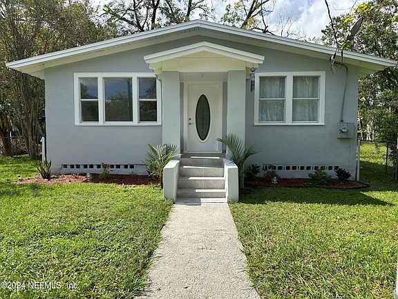 2nd image of 5803 PARIS Avenue
