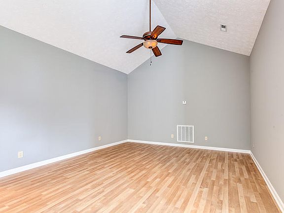 5th image of 4412 Greenfern Way