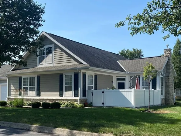 4647 Cobblestone Dr, Tipp City, OH 45371