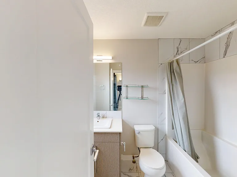 410 Cornerstone Mnr NE — Photo 11