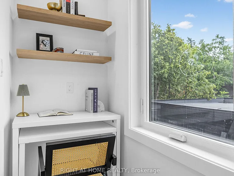 1416 Islington Ave #B — Photo 8