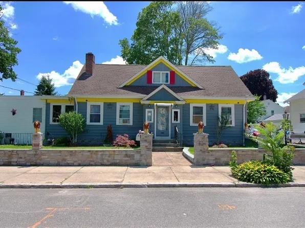 262 W Forest Ave, Pawtucket, RI 02860
