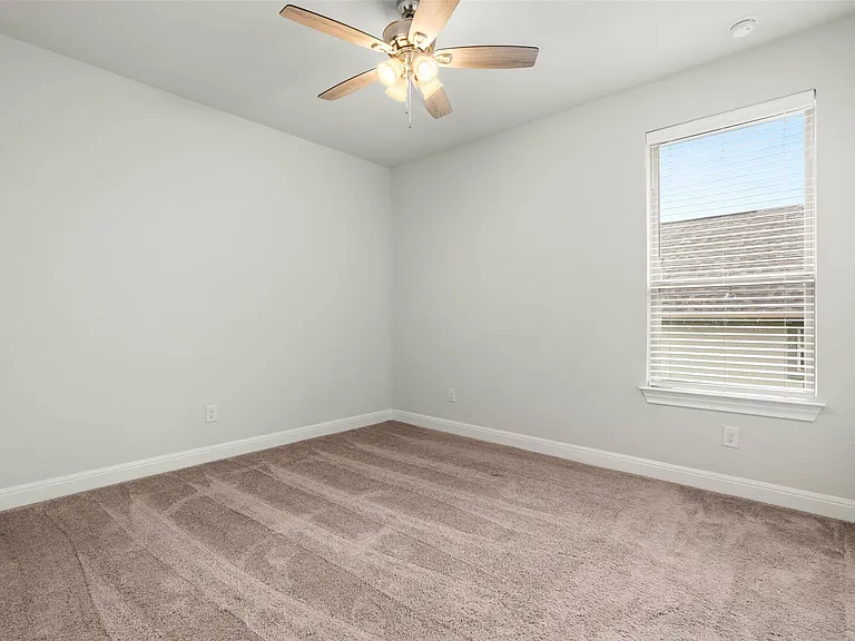 2439 Soprano Way — Photo 28