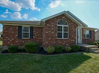 405 Forest Ridge Dr, Mt Washington, KY 40047