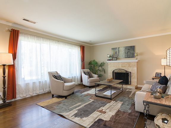 3rd image of 889 Corlista Dr
