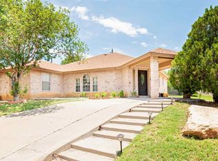 91 Grove Ave, Laredo, TX 78045